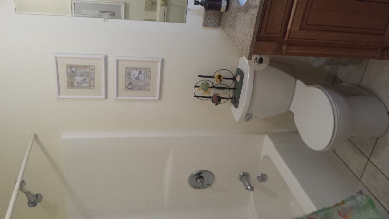 Photo of Bathroom in Ocean Park