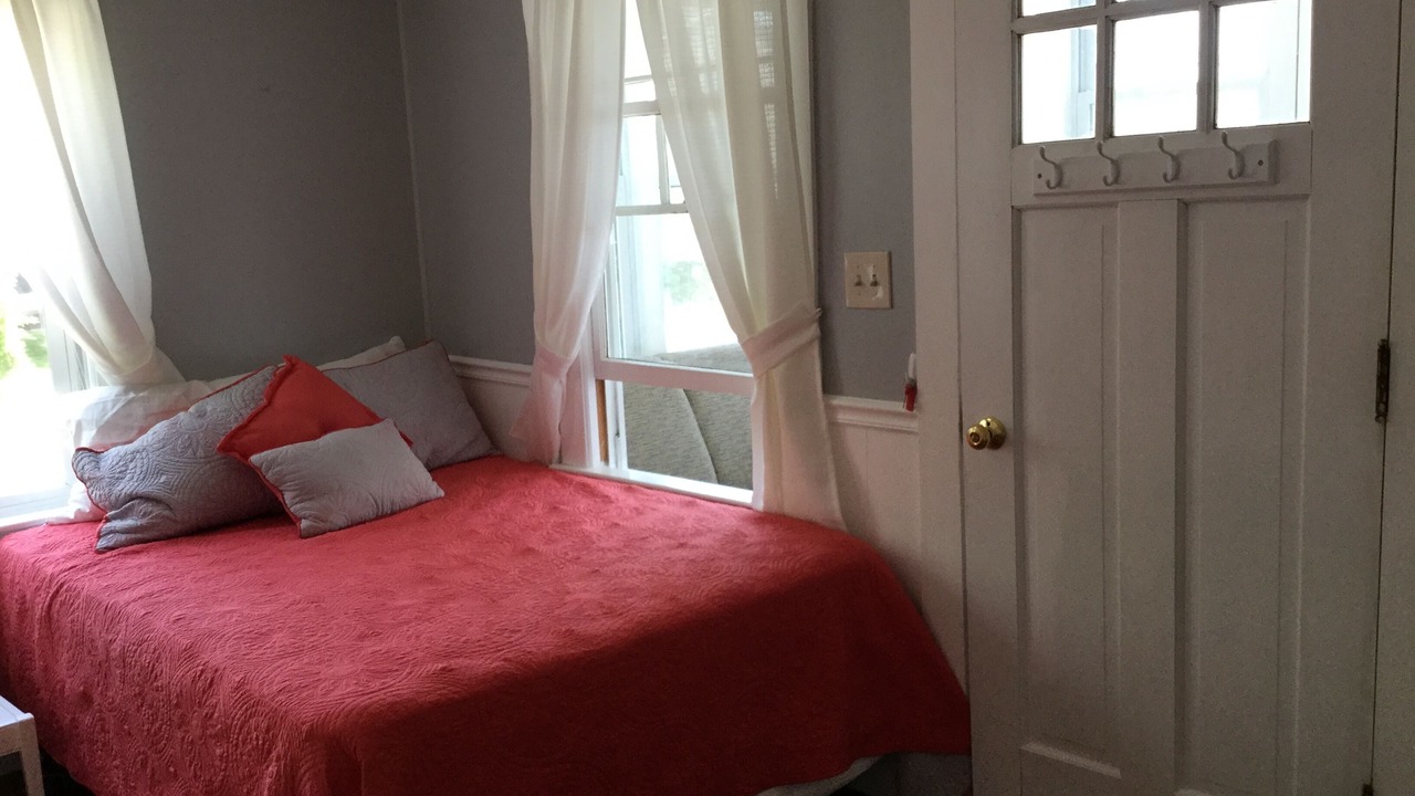 Photo of Bedroom in York Beach
