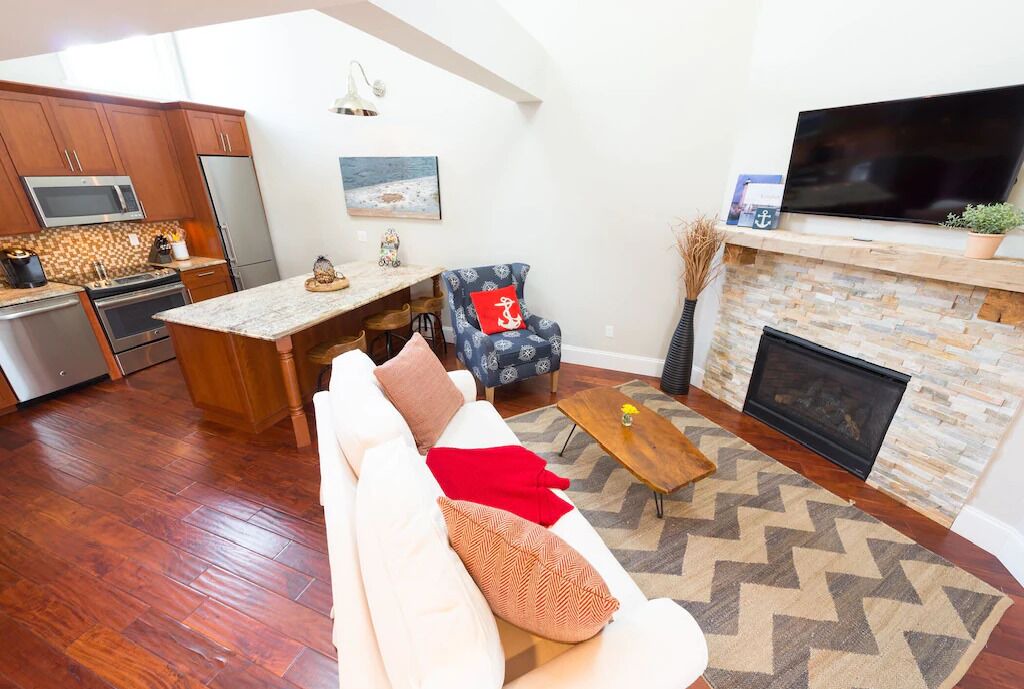 Photo of Livingroom in Yachting Village