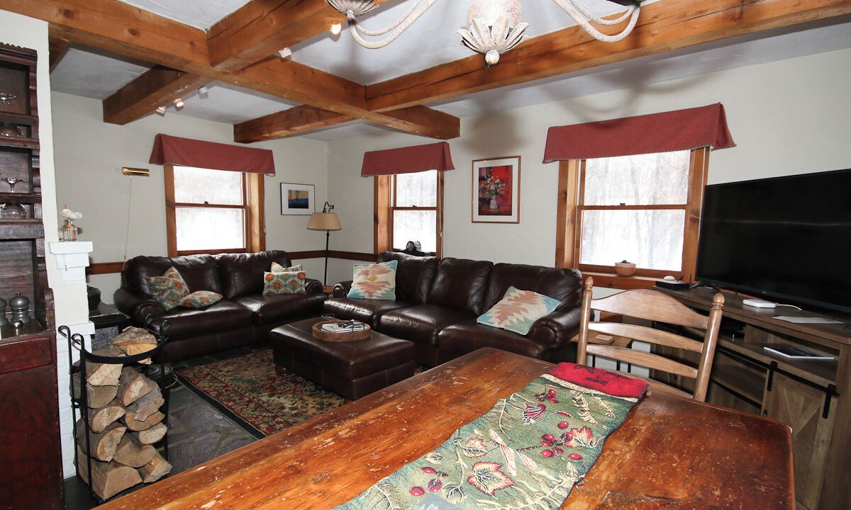 Photo of Livingroom in Stowe Area