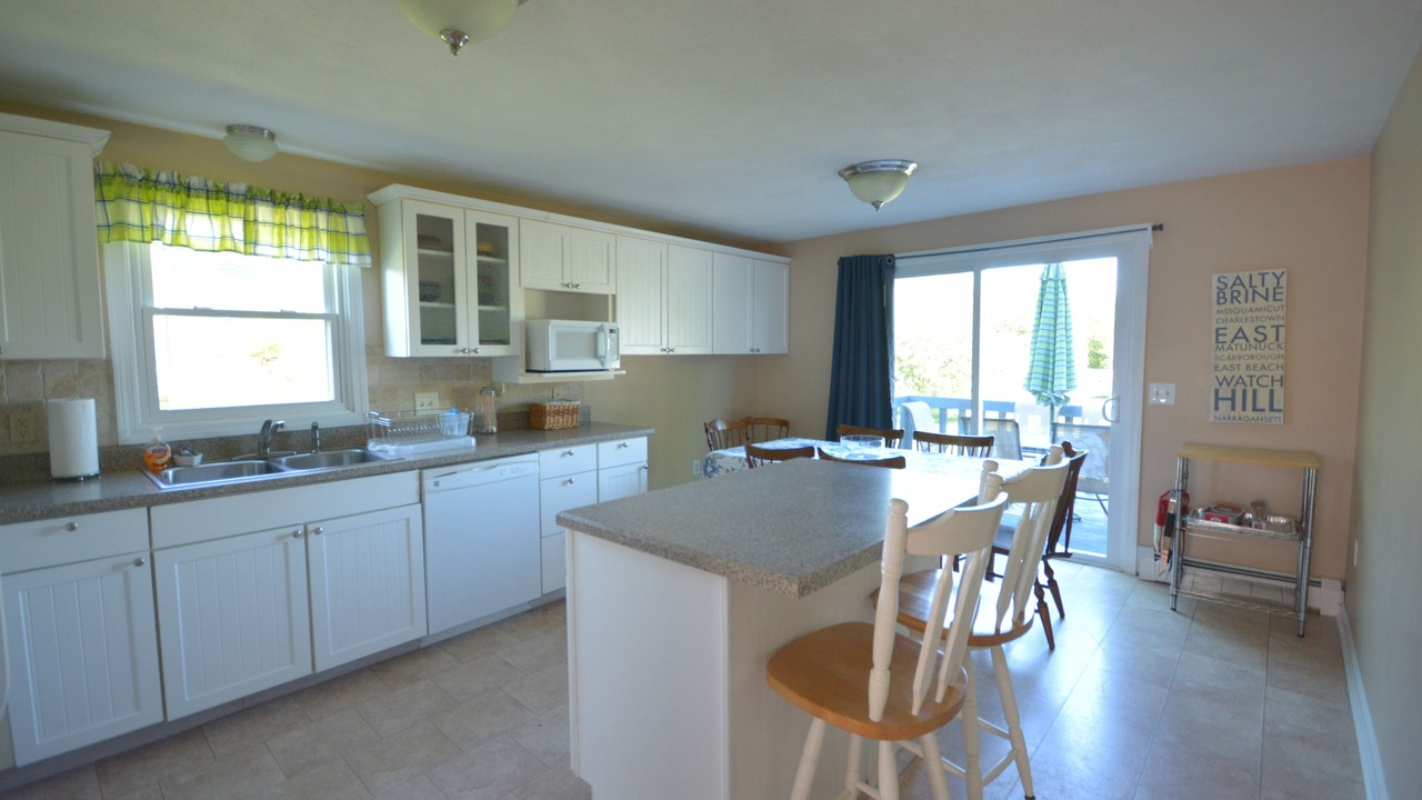 Photo of Kitchen in Eastward Look