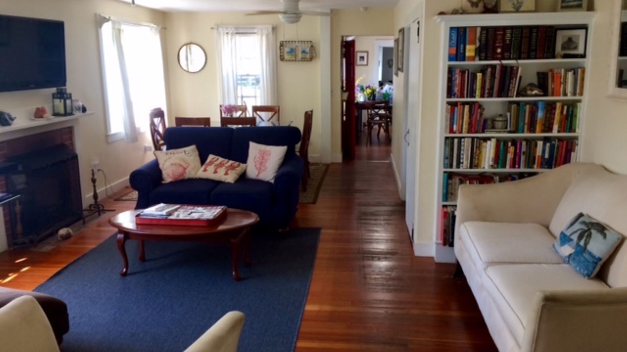 Photo of Livingroom in Tisbury