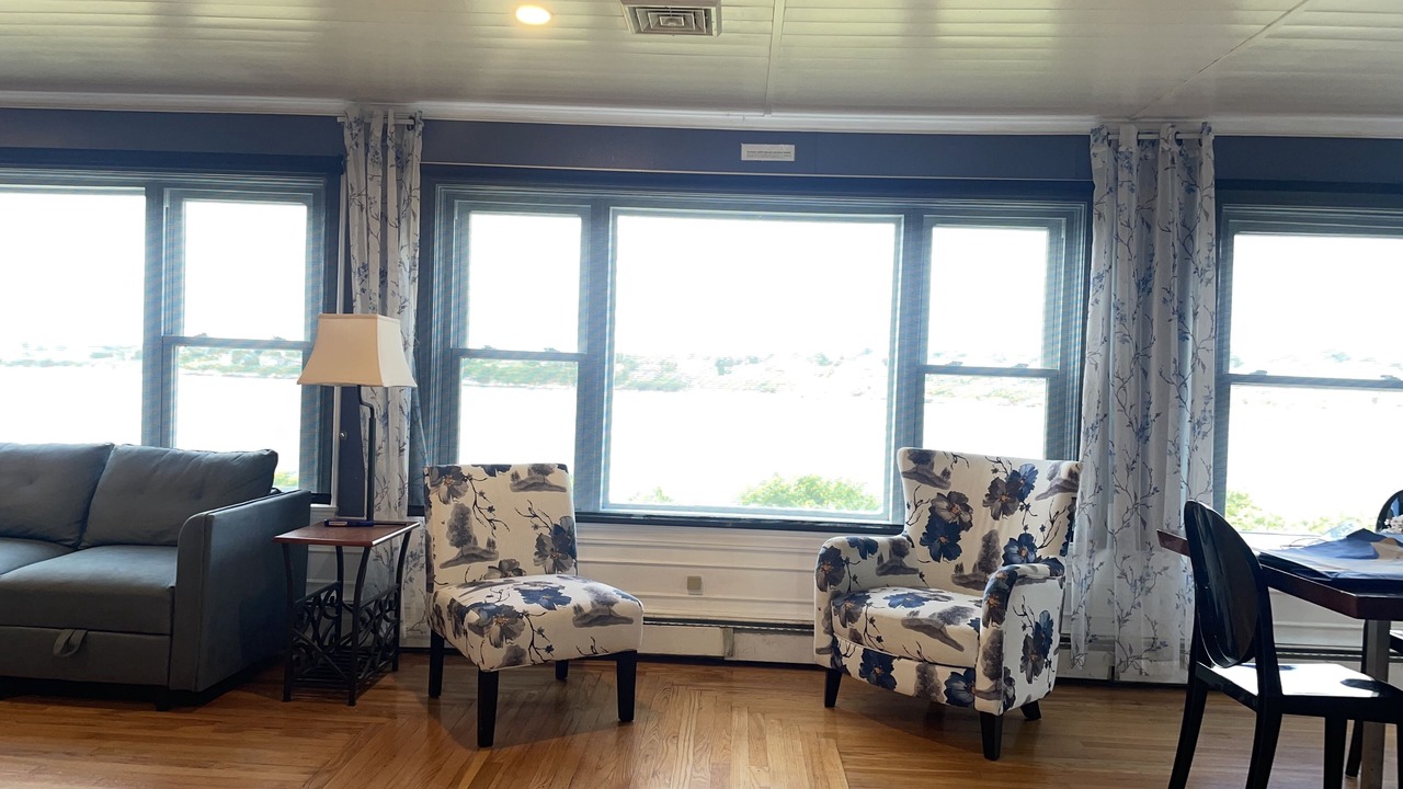 Photo of Livingroom in Bonnet Shores