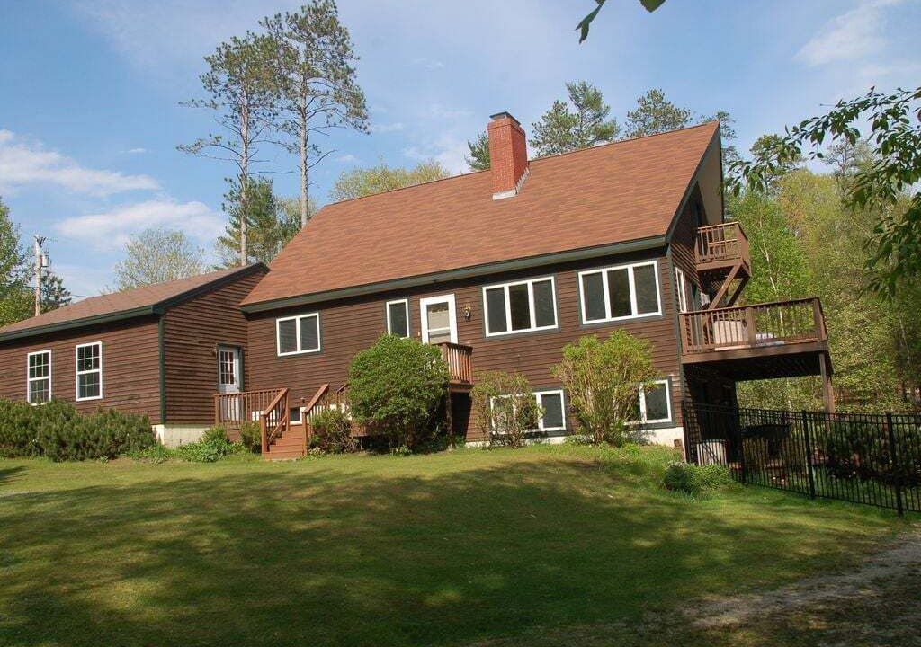 Photo of Outdoor in Gray