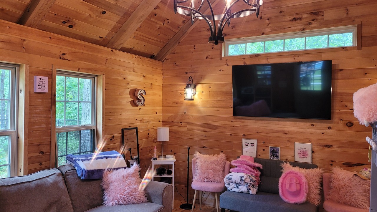 Photo of Livingroom in Gray