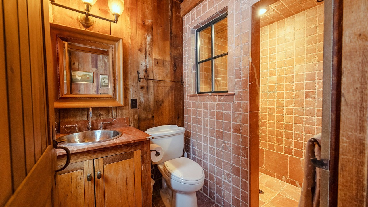 Photo of Bathroom in Londonderry