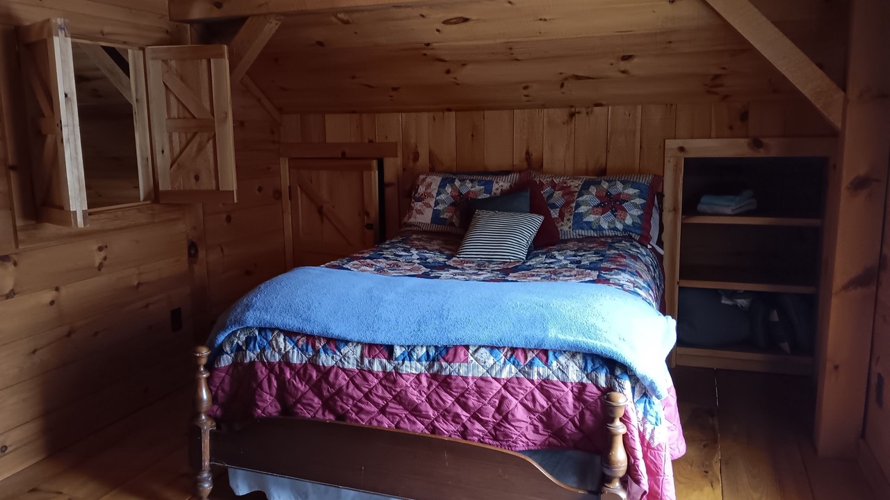 Photo of Bedroom in North Creek