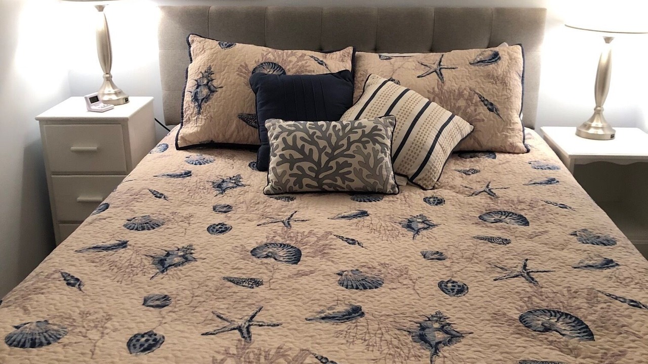 Photo of Bedroom in West Tisbury