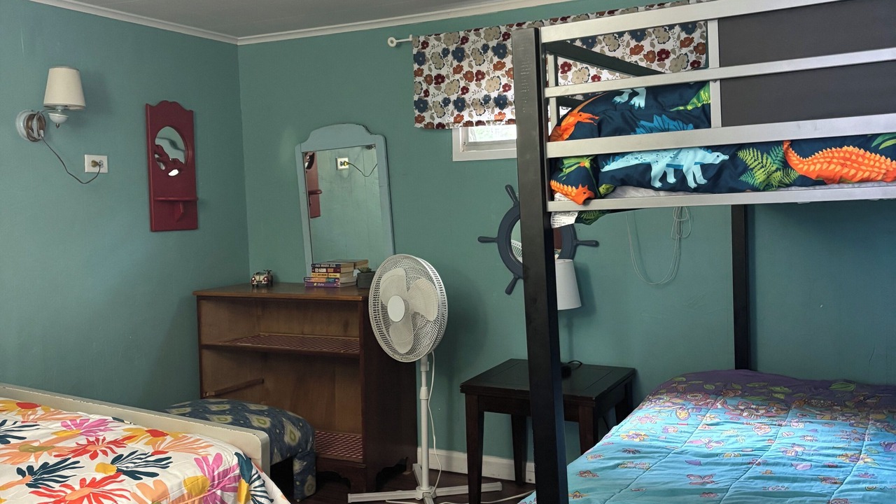Photo of Bedroom in Moultonborough
