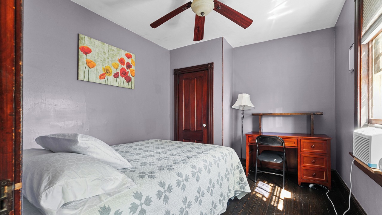 Photo of Bedroom in The Point