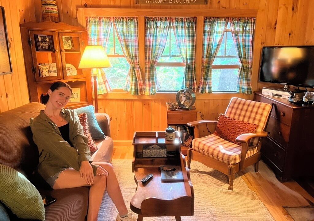 Photo of Livingroom in West Newfield
