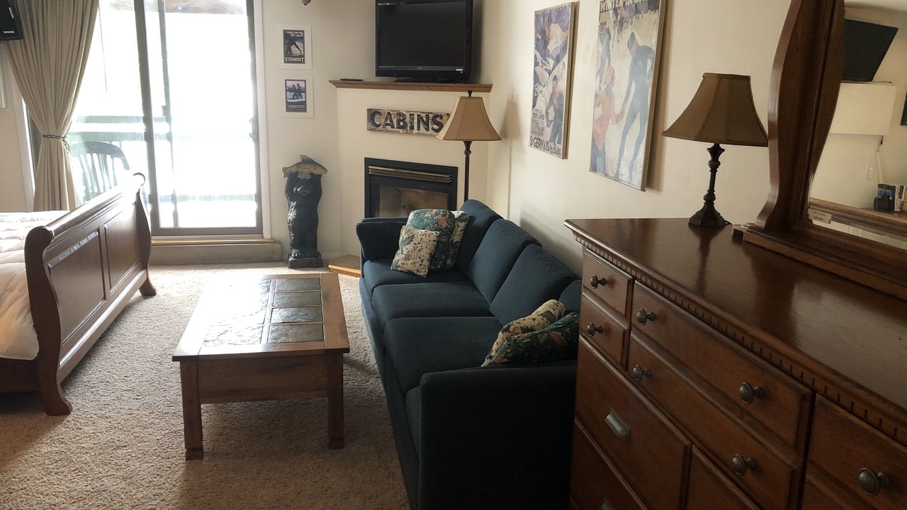 Photo of Livingroom in Jeffersonville