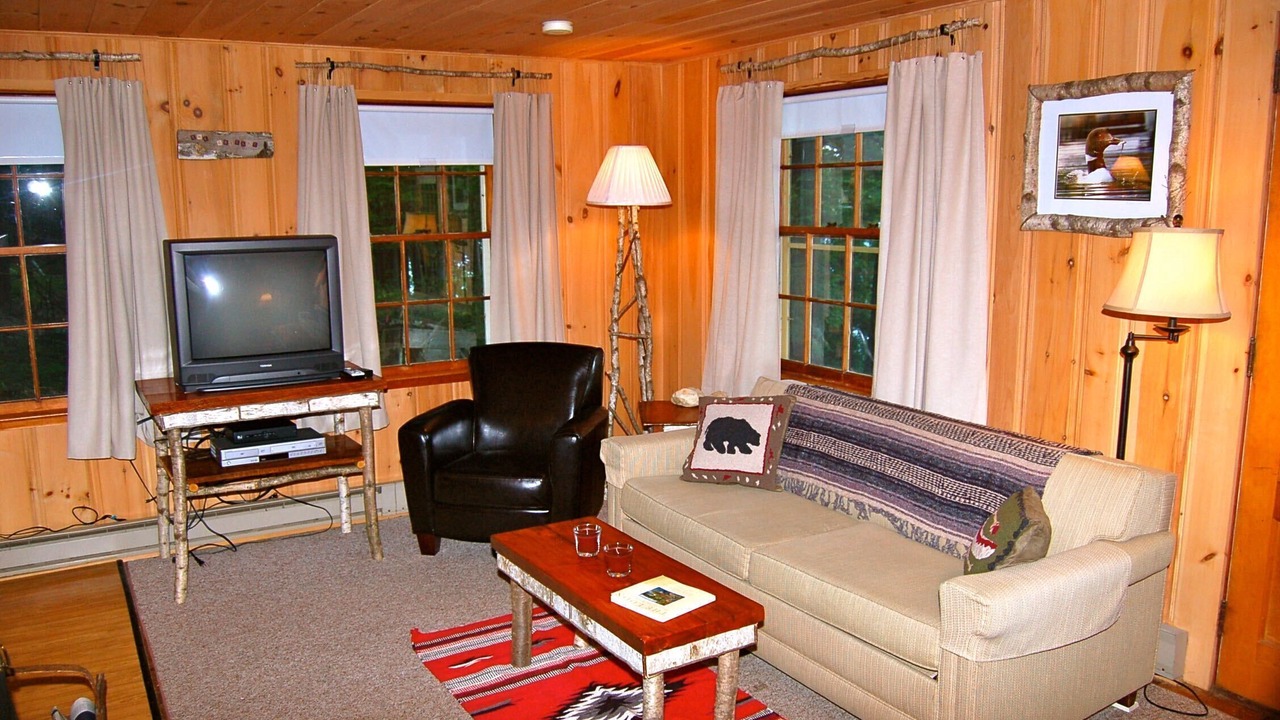 Photo of Livingroom in Wolfeboro