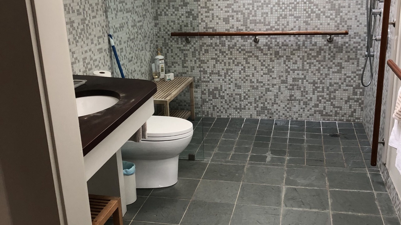 Photo of Bathroom in West Tisbury