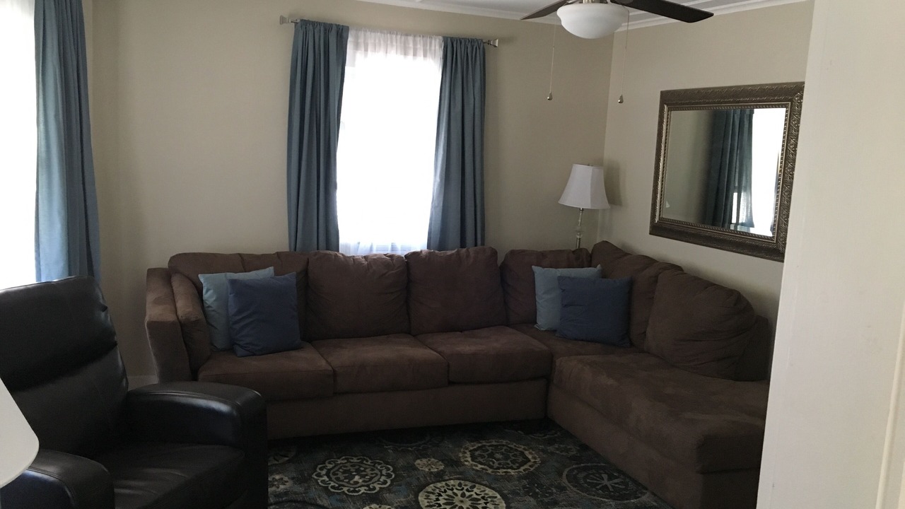 Photo of Livingroom in Pine Point