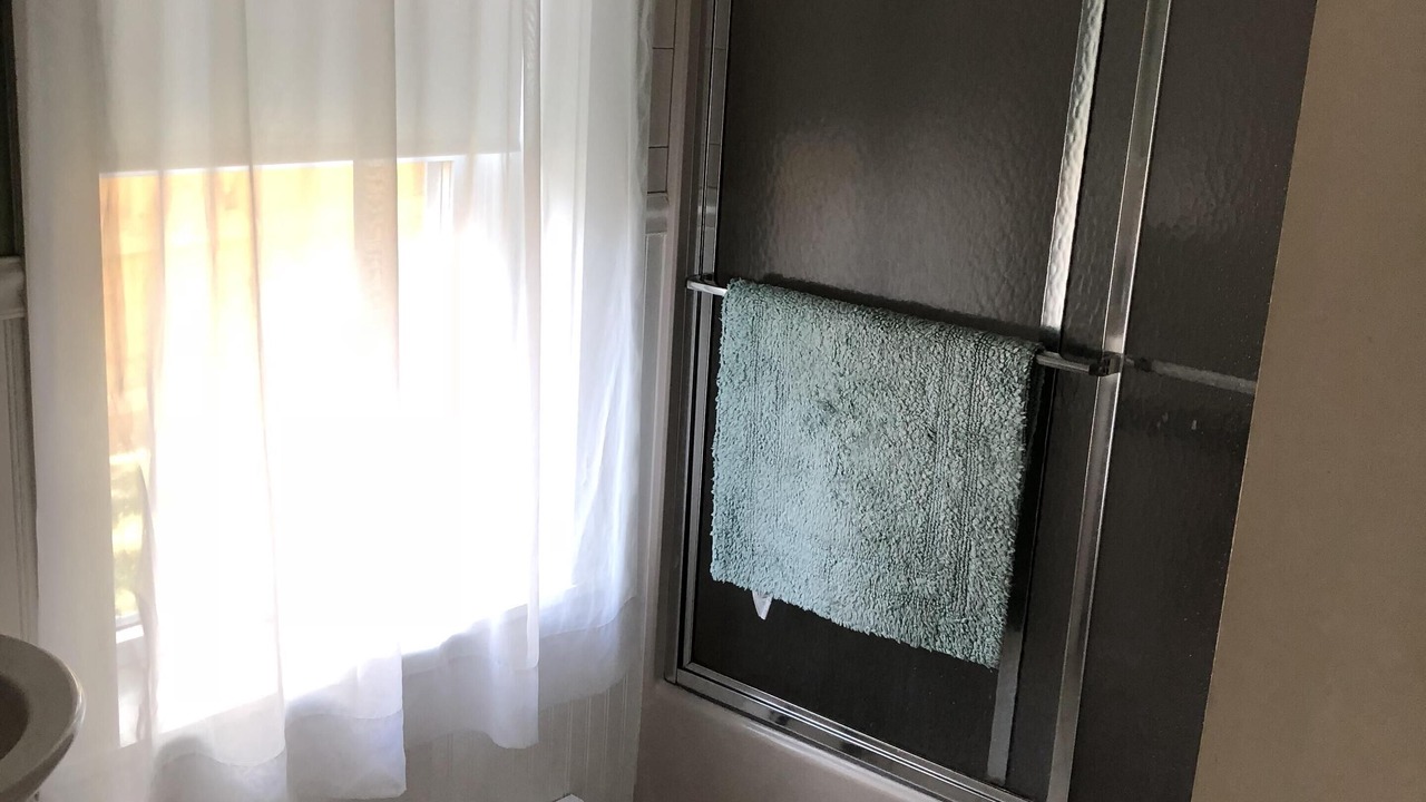 Photo of Bathroom in Pine Point