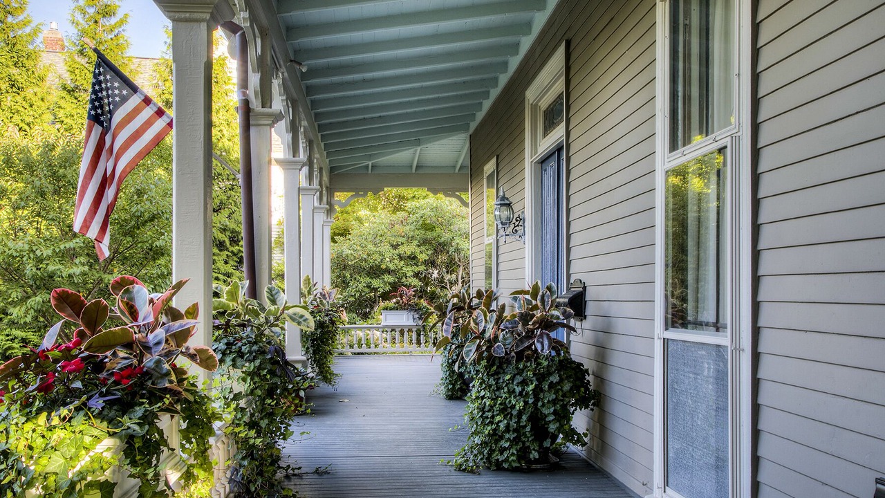 Photo of Outdoor in Bellevue Avenue Historic District