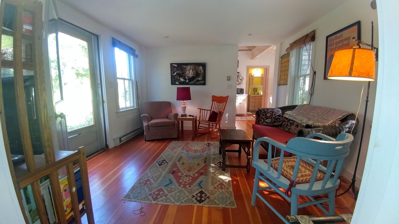 Photo of Livingroom in Tisbury