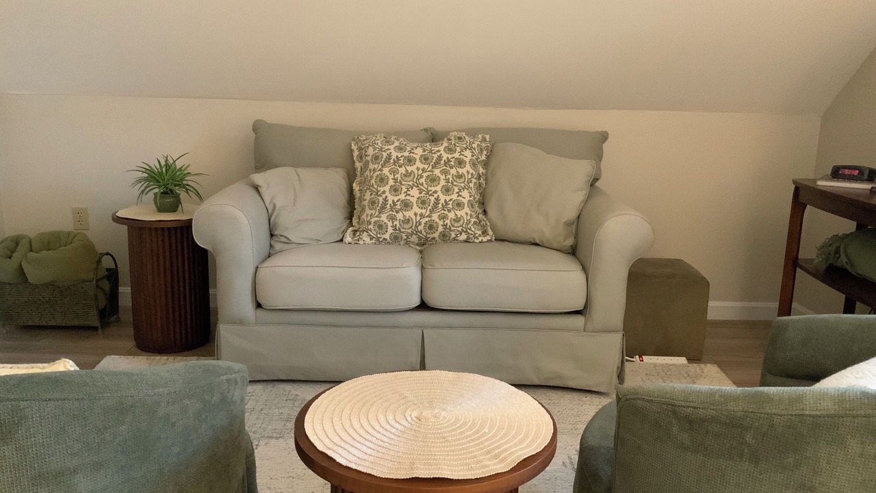 Photo of Livingroom in West Yarmouth