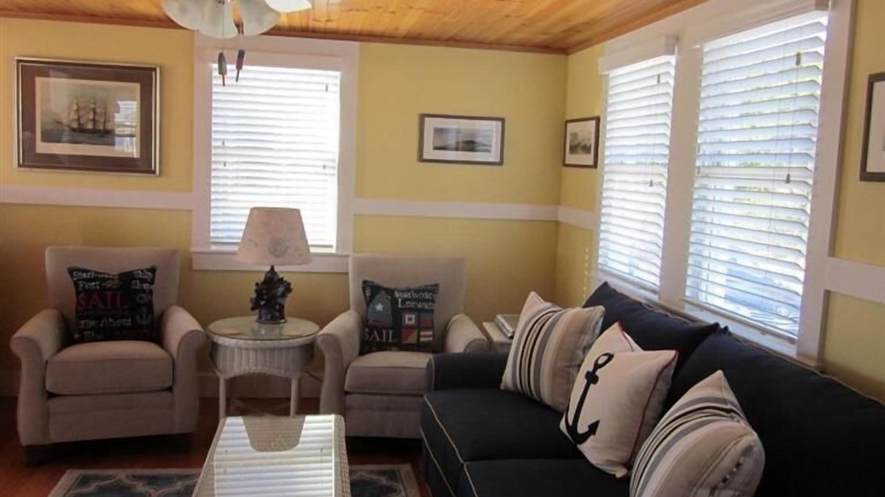 Photo of Livingroom in Wellfleet