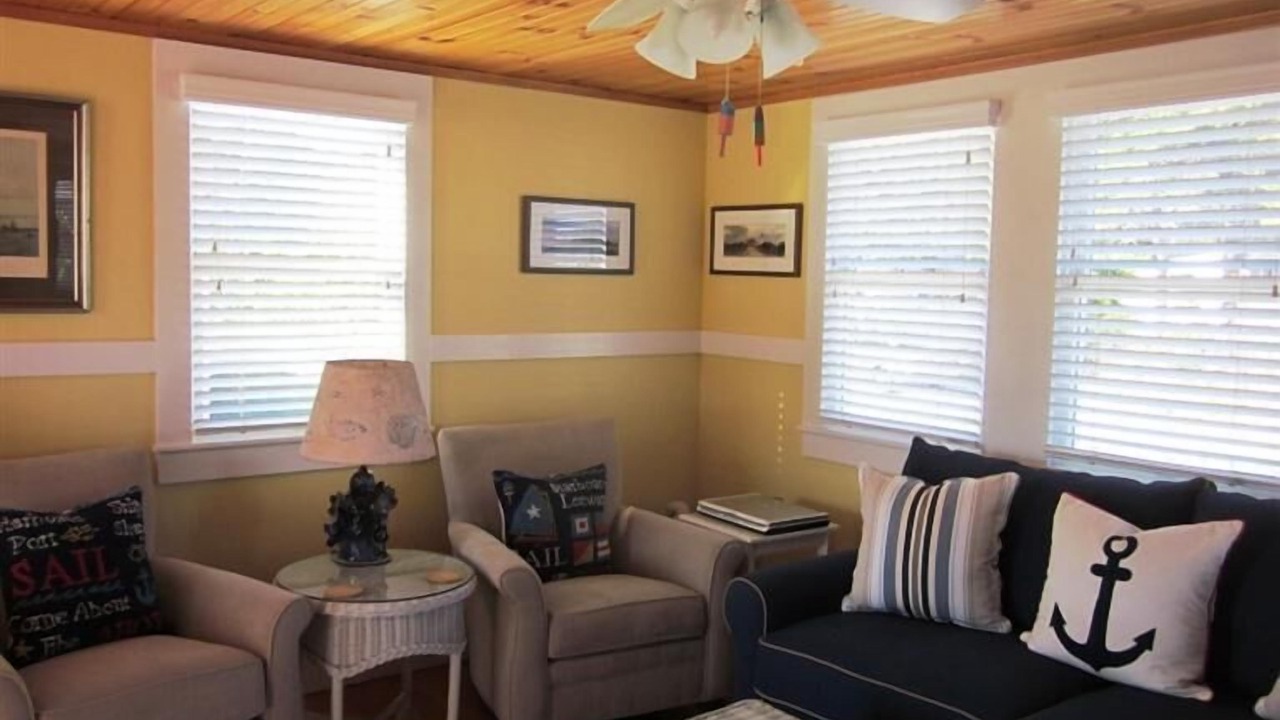Photo of Livingroom in Wellfleet