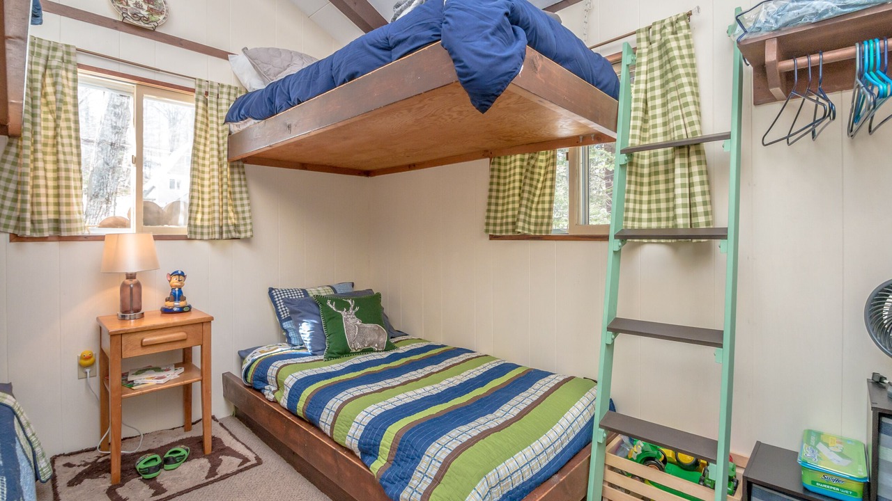 Photo of Bedroom in Eidelweiss Village