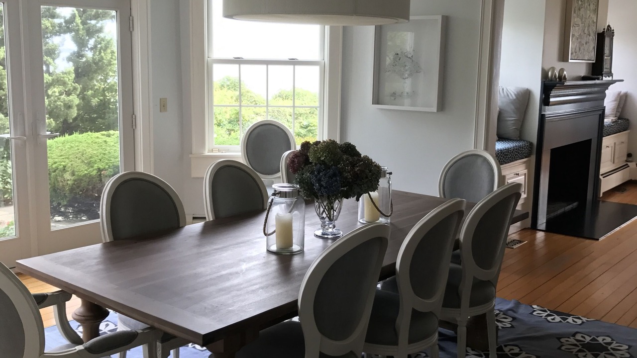 Photo of Livingroom in Narragansett Pier