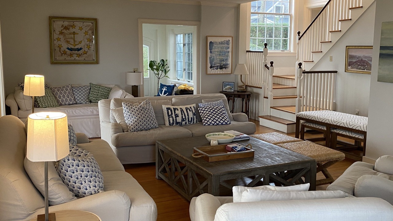 Photo of Livingroom in Narragansett Pier