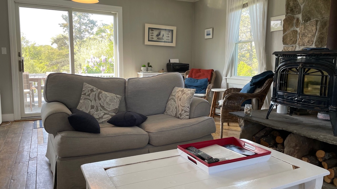 Photo of Livingroom in Block Island