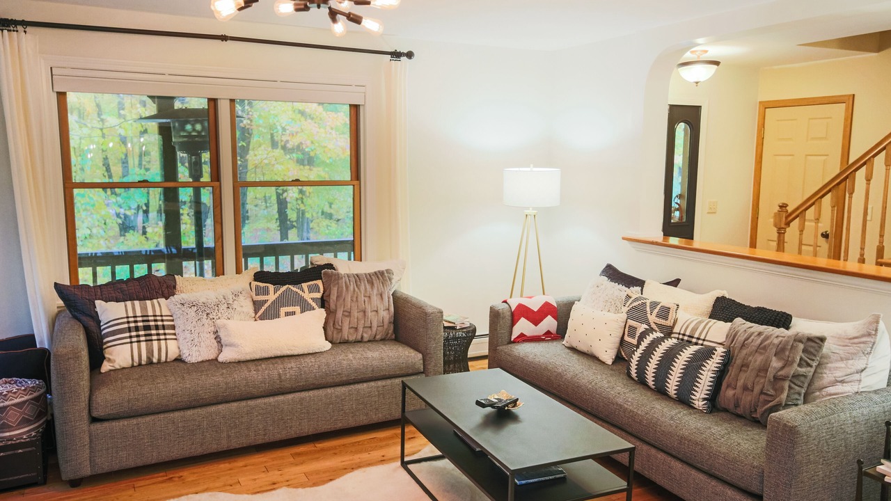 Photo of Livingroom in Jay