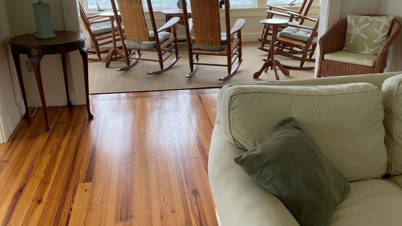 Photo of Livingroom in York Beach