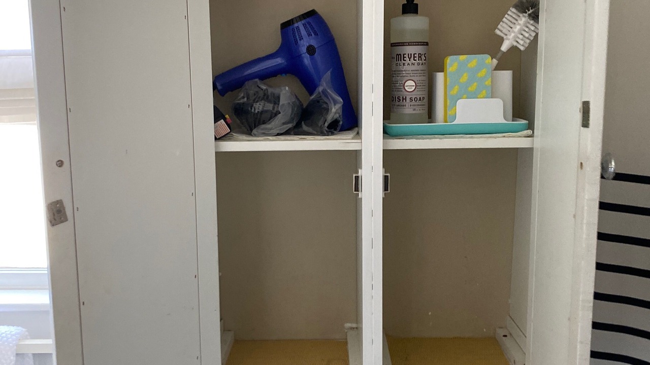 Photo of Bathroom in Off Broadway