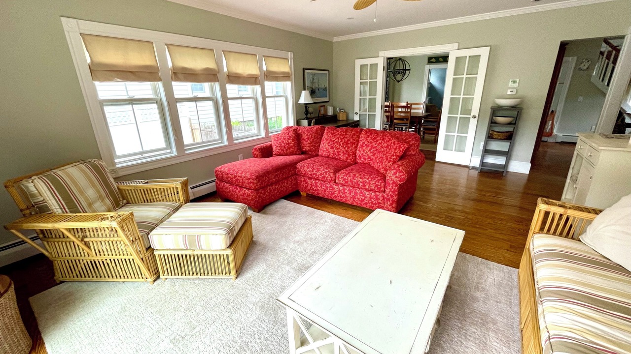 Photo of Livingroom in Jamestown