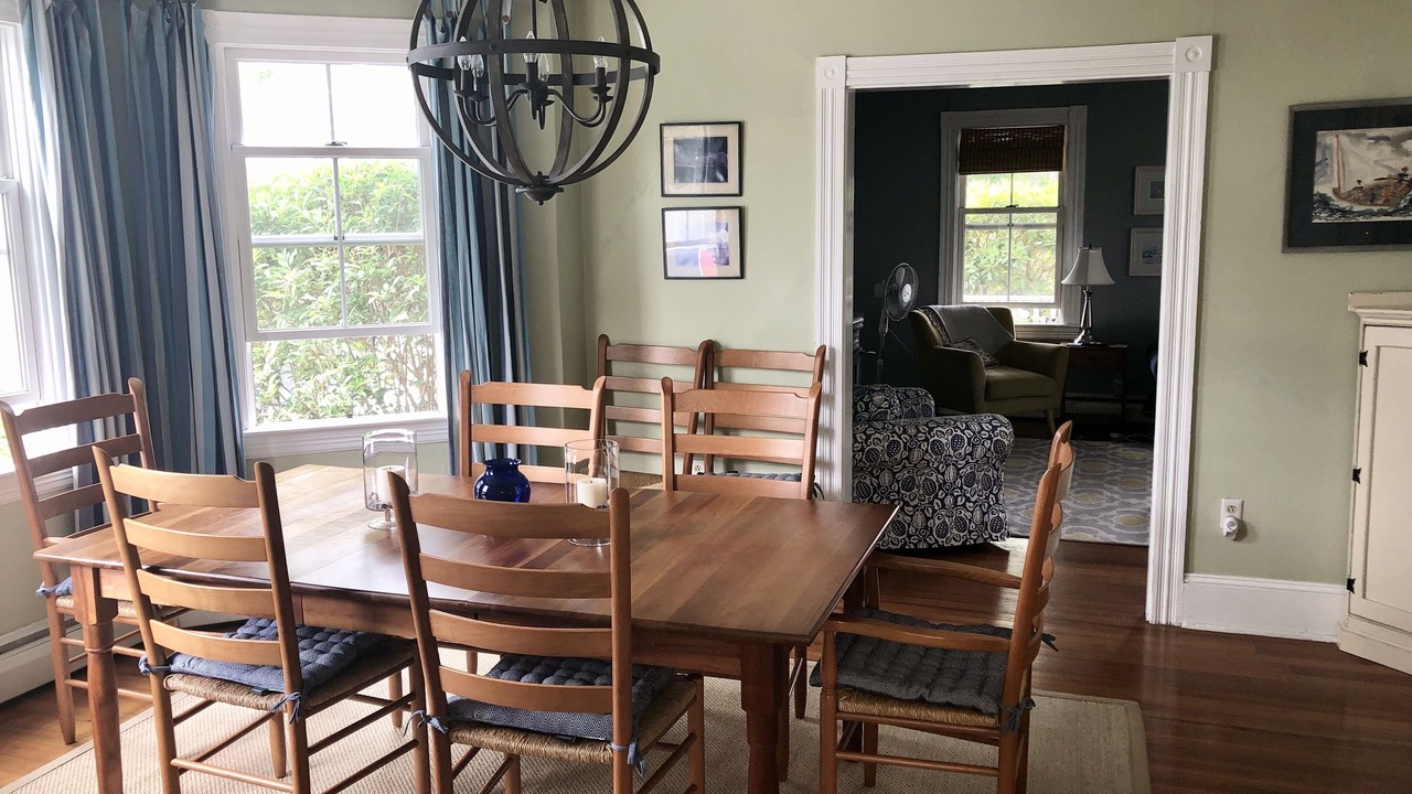 Photo of Livingroom in Jamestown