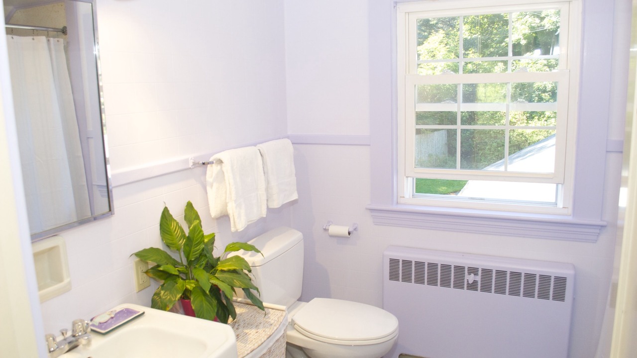 Photo of Bathroom in Seawall