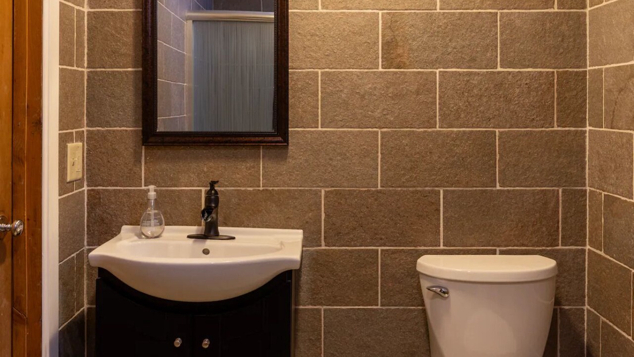 Photo of Bathroom in Stratton and Bromley Ski Areas