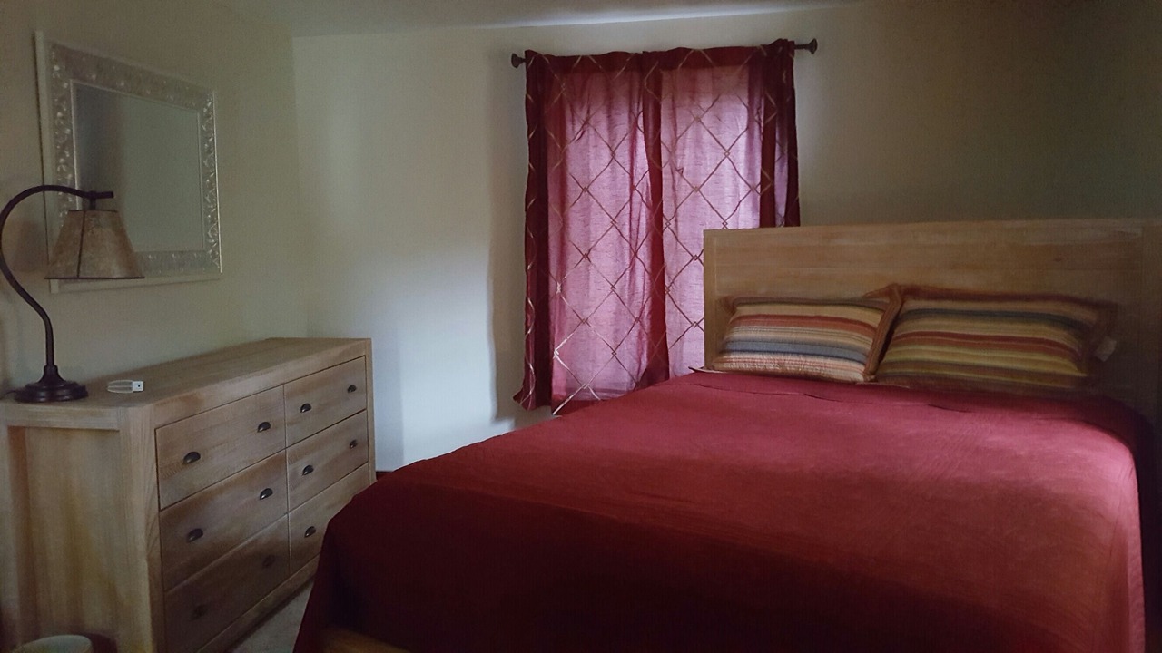 Photo of Bedroom in Moultonborough
