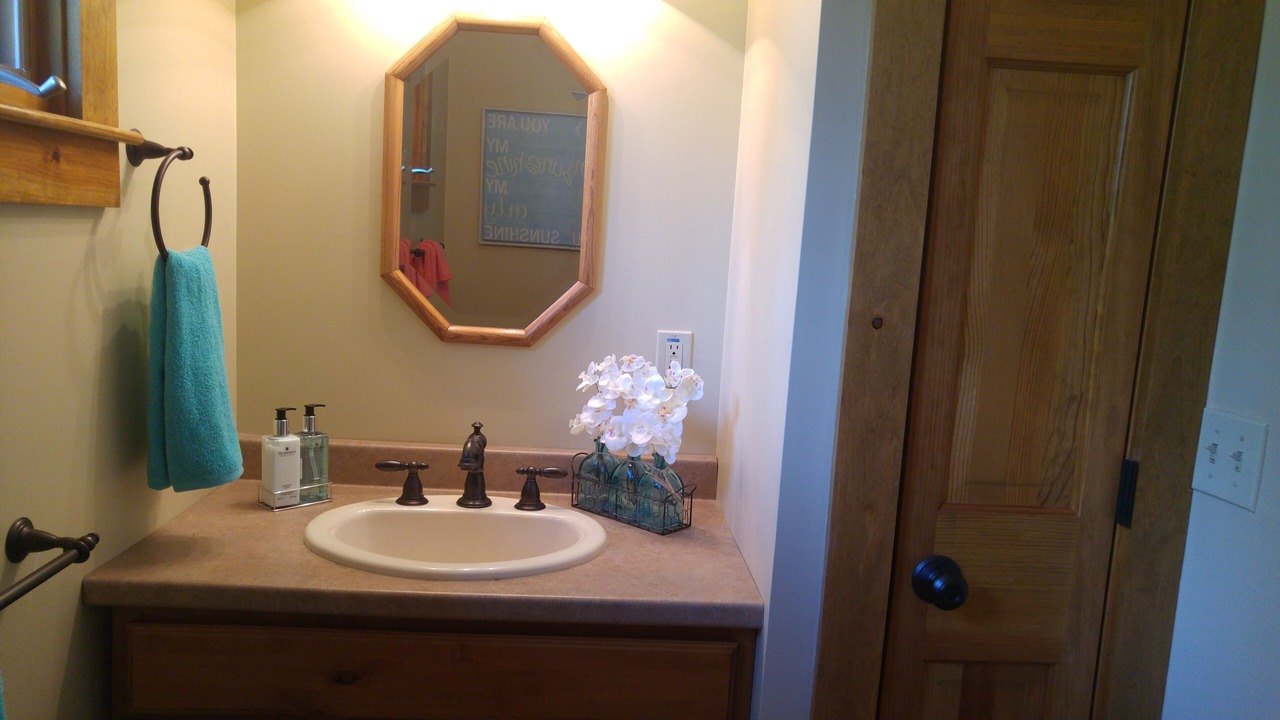 Photo of Bathroom in The Bluffs