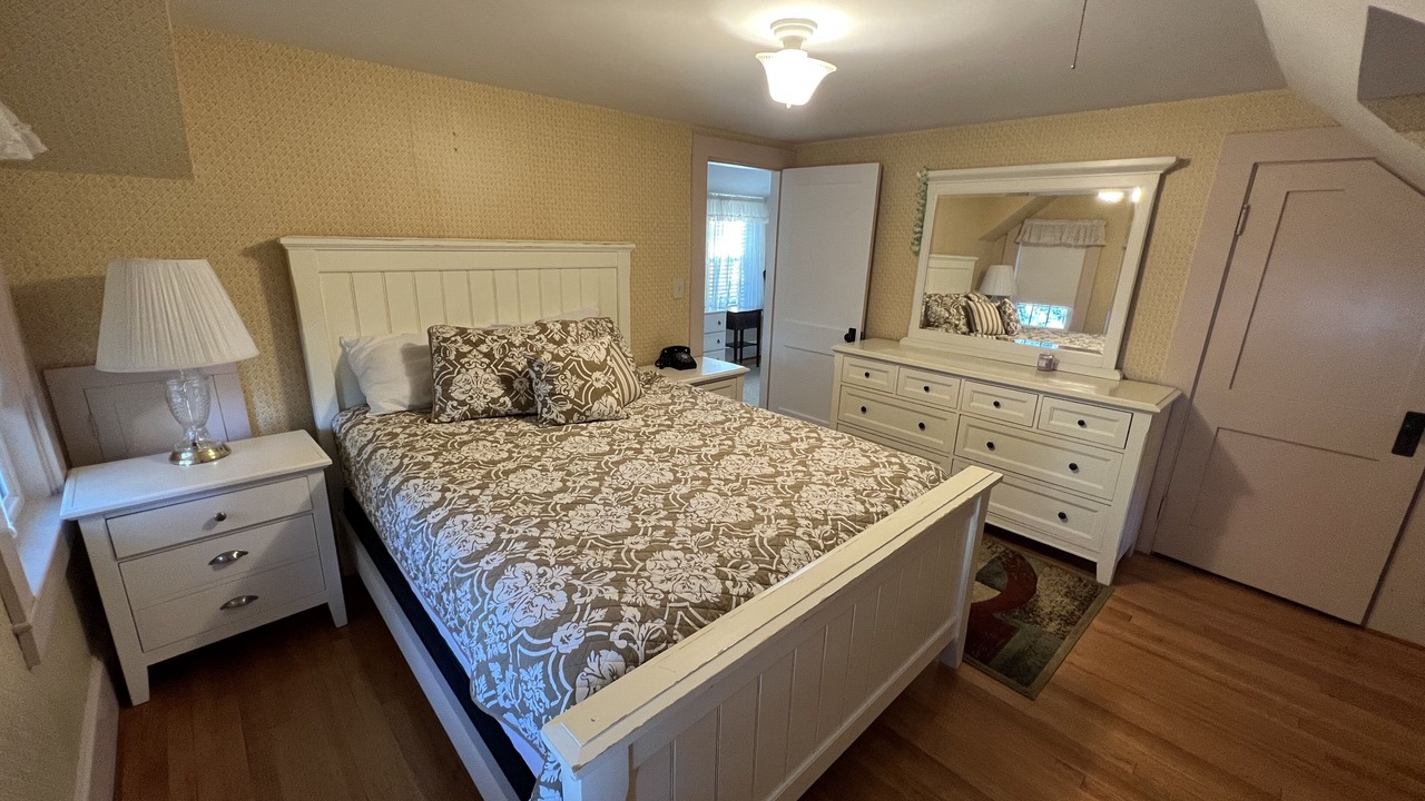 Photo of Bedroom in Buzzards Bay
