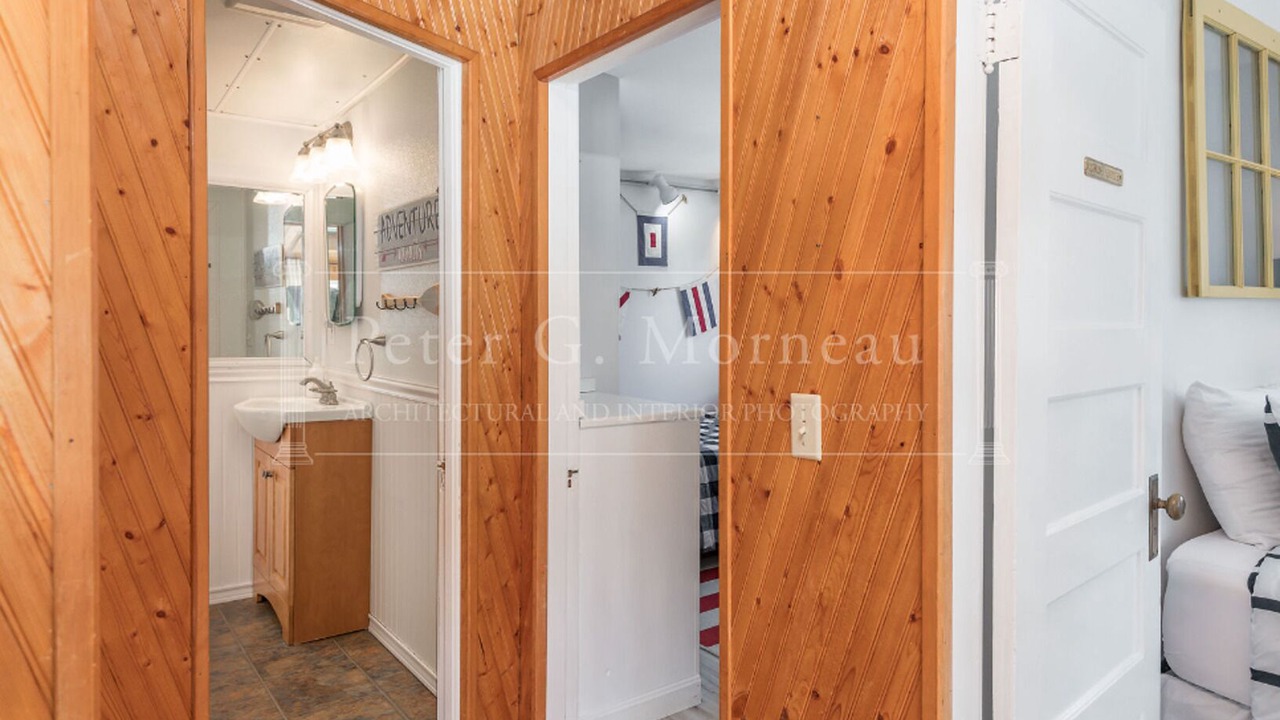 Photo of Bathroom in York Beach