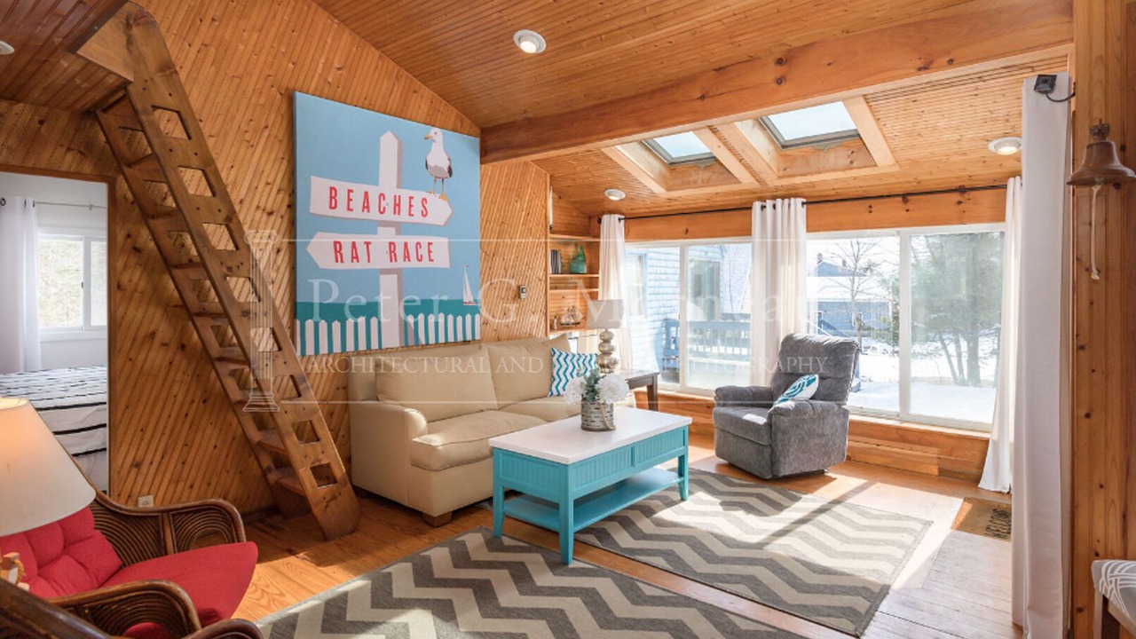 Photo of Livingroom in York Beach