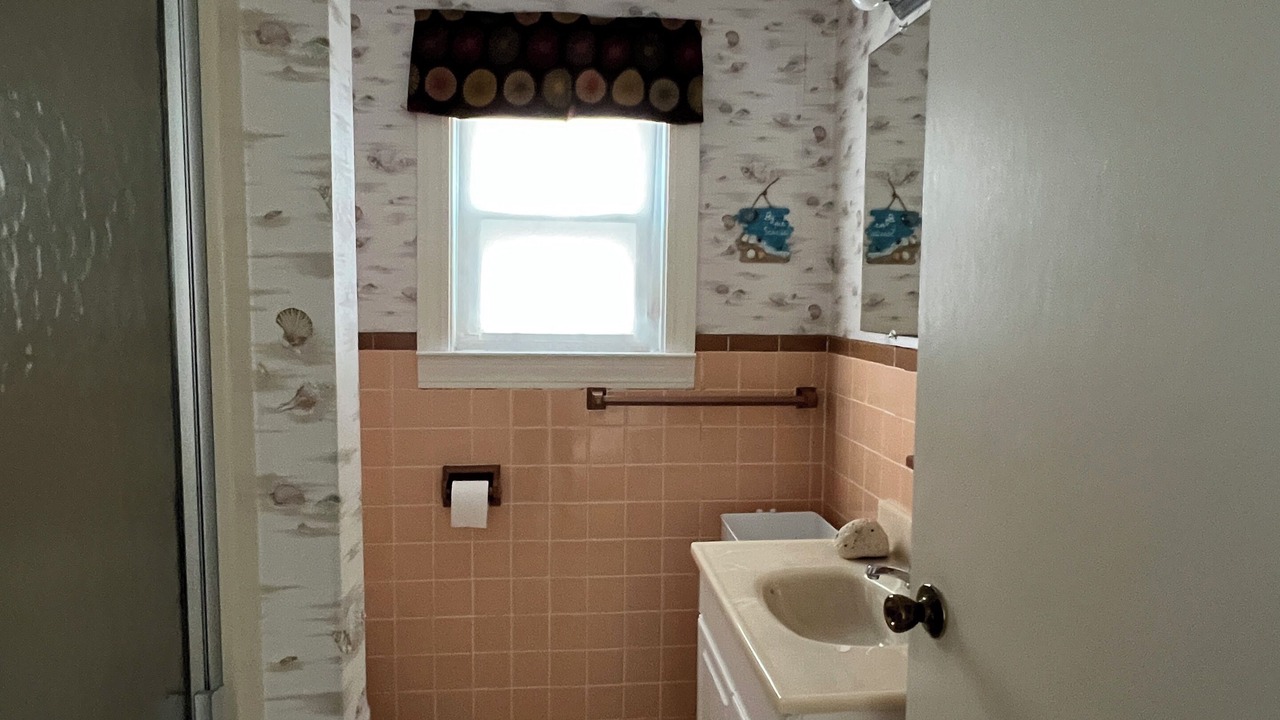 Photo of Bathroom in Seabrook
