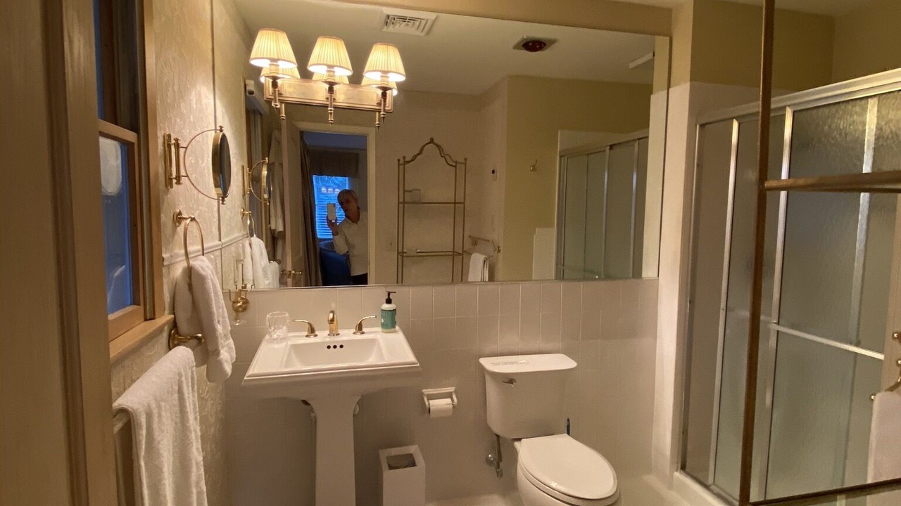 Photo of Bathroom in Lenox