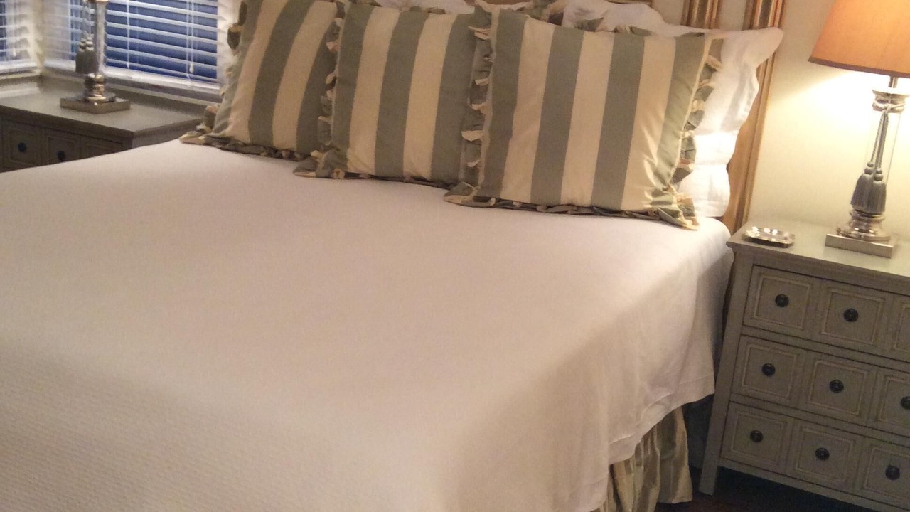 Photo of Bedroom in Lenox