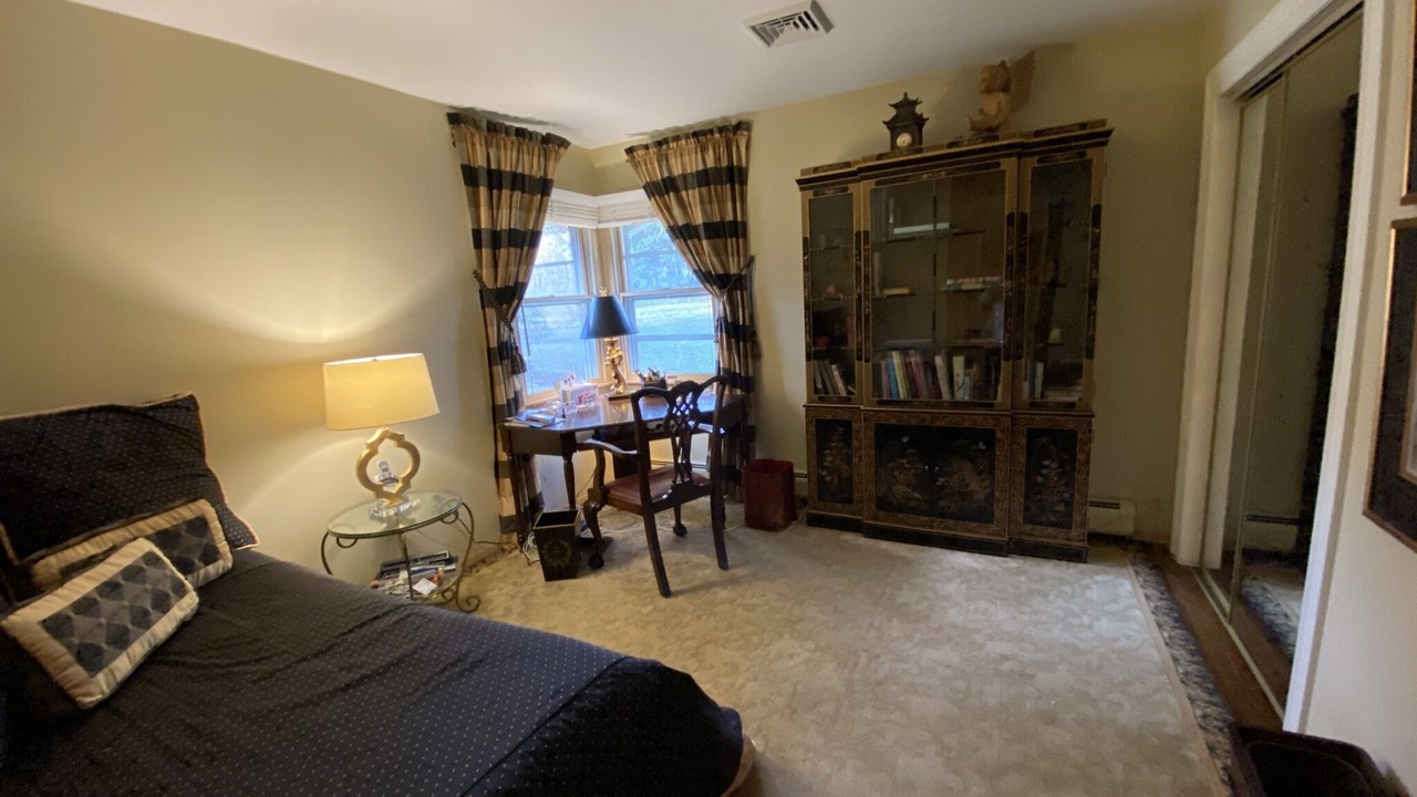 Photo of Bedroom in Lenox