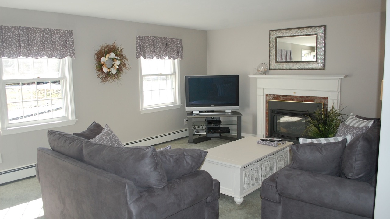 Photo of Livingroom in Northwest Harwich