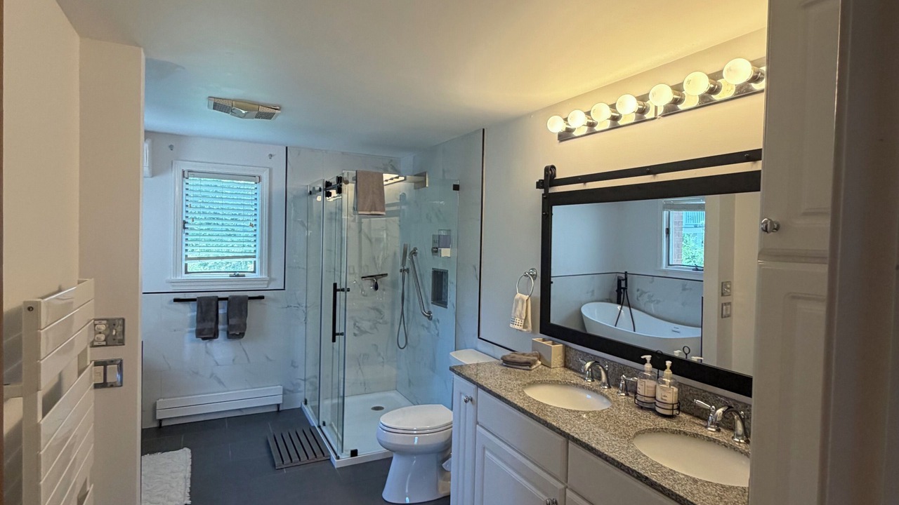 Photo of Bathroom in Cape Neddick