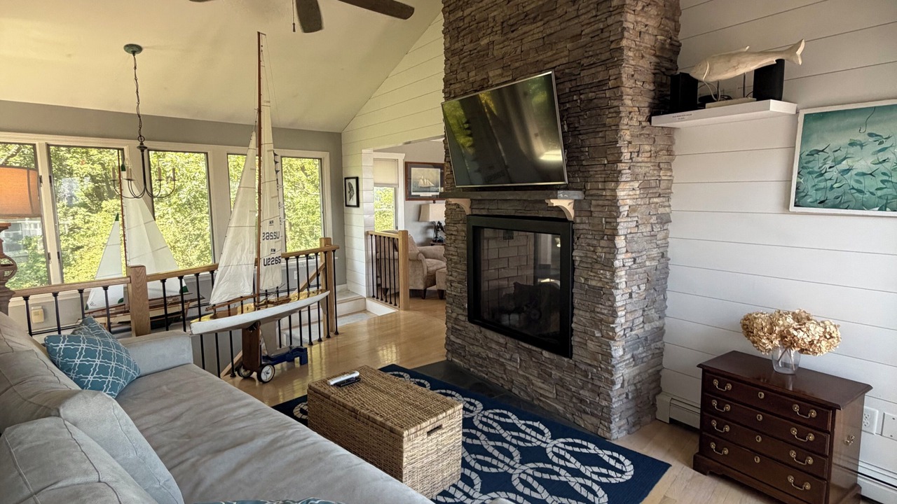 Photo of Livingroom in Cape Neddick