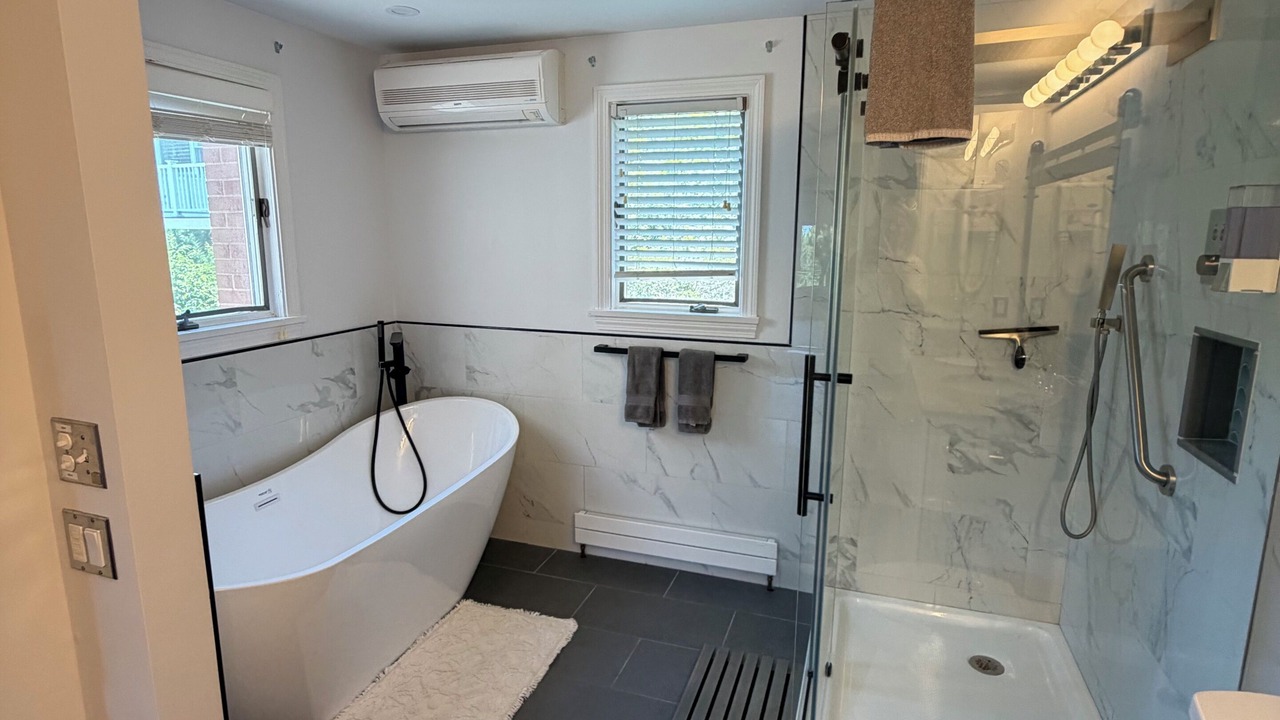Photo of Bathroom in Cape Neddick