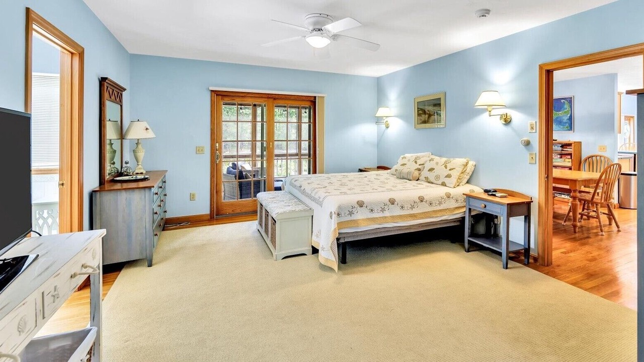 Photo of Bedroom in Orleans